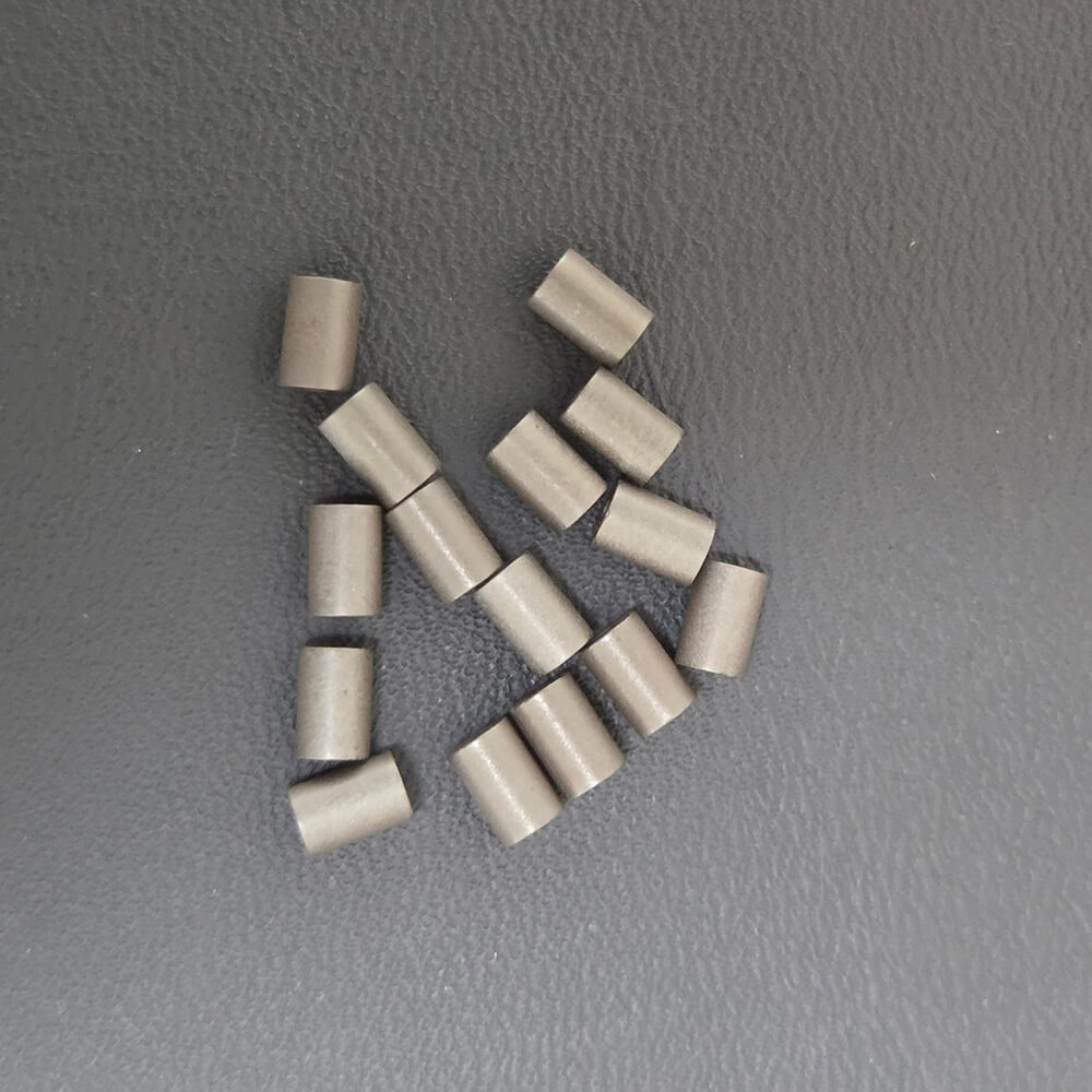 6.円柱フェライト磁石マッド調