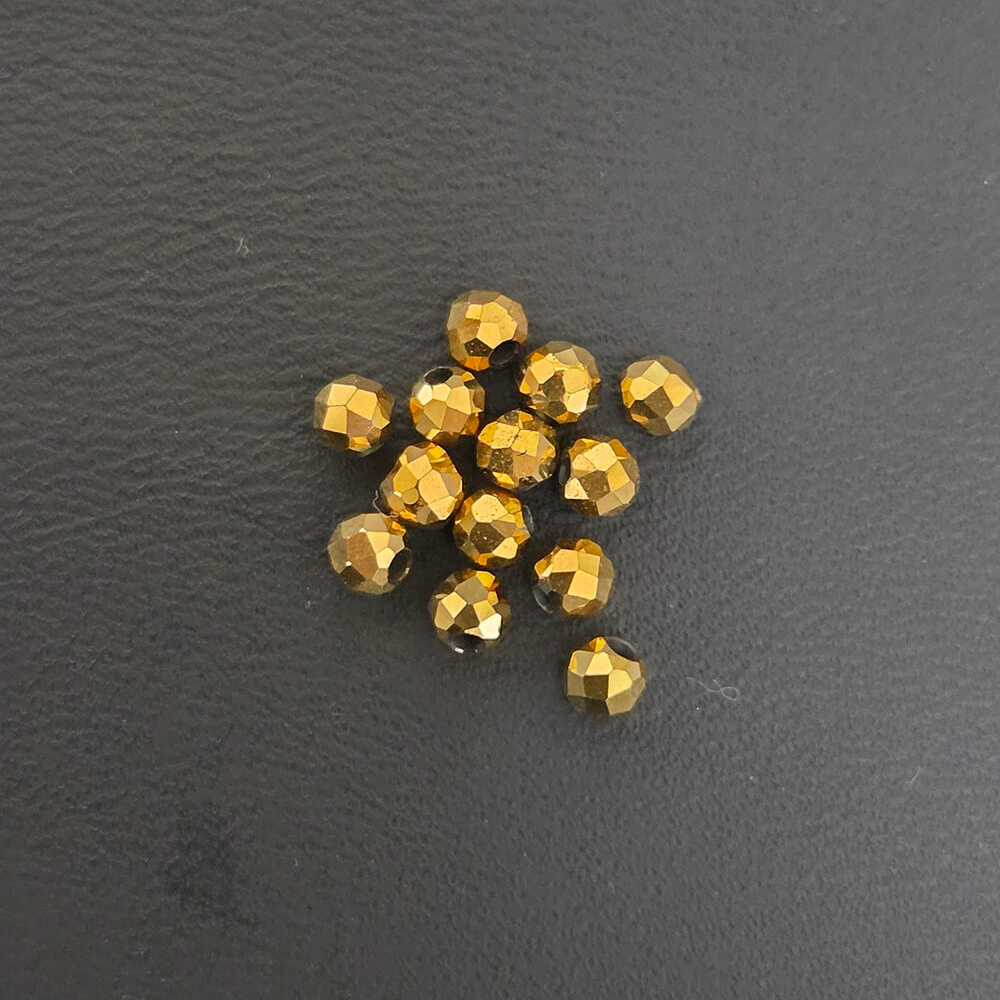 16.ヘマタイトゴールドダイアモンドカット